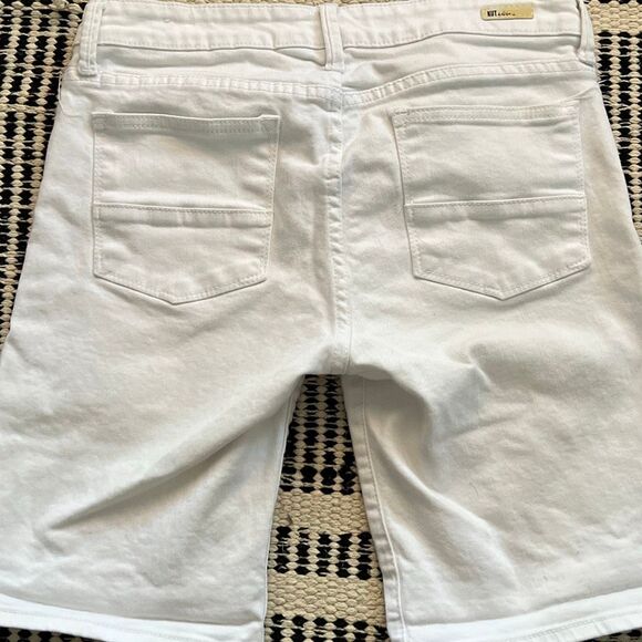 Kut from the allots Size 6 Catherine Boyfriend short white womens shorts - Picture 6 of 7